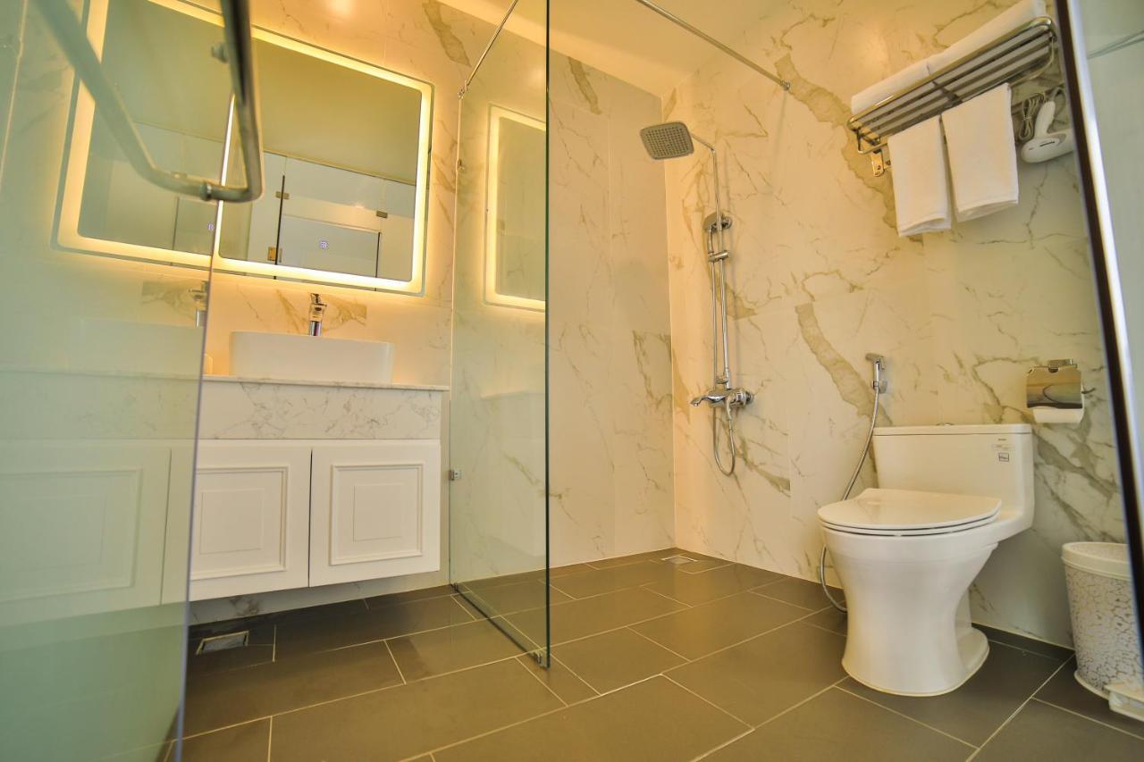 Monaco Hotel Khu Chi Lăng Esterno foto